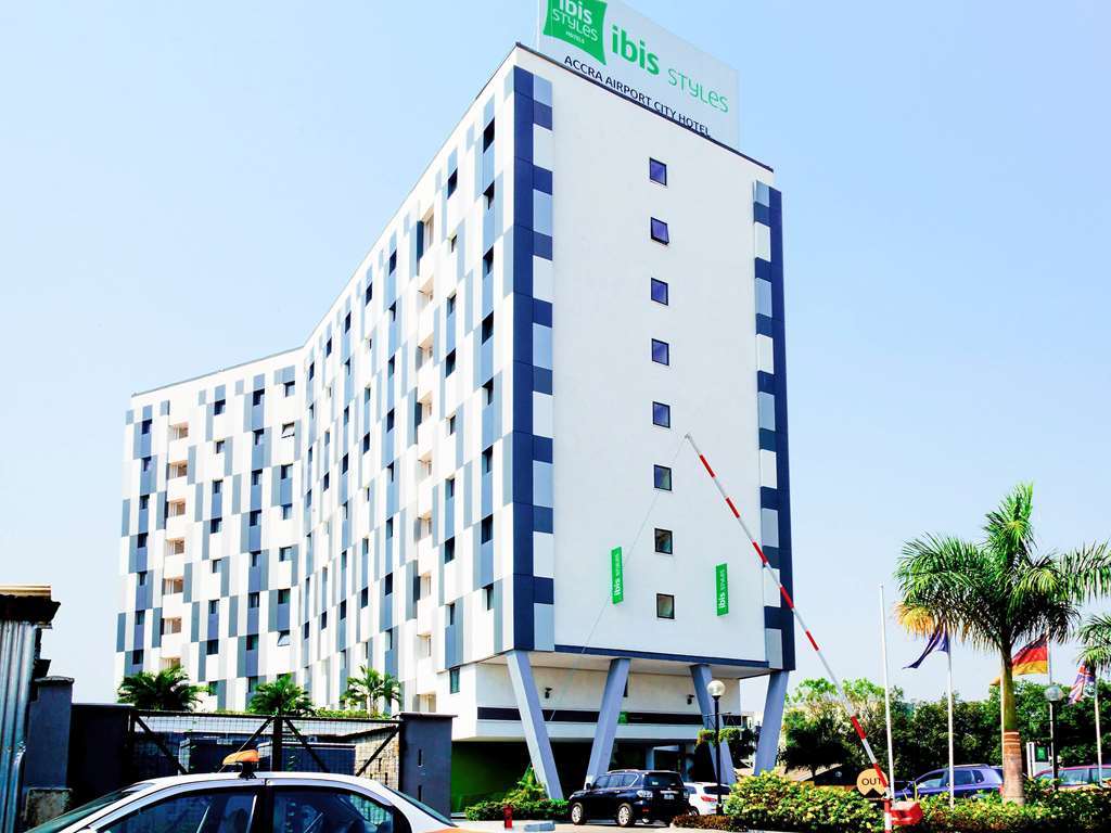 Ibis Styles Accra Airport Hotel Exterior photo